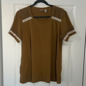 LOGO by Lori Goldstein Tan Short Sleeve Top with Lace Accents